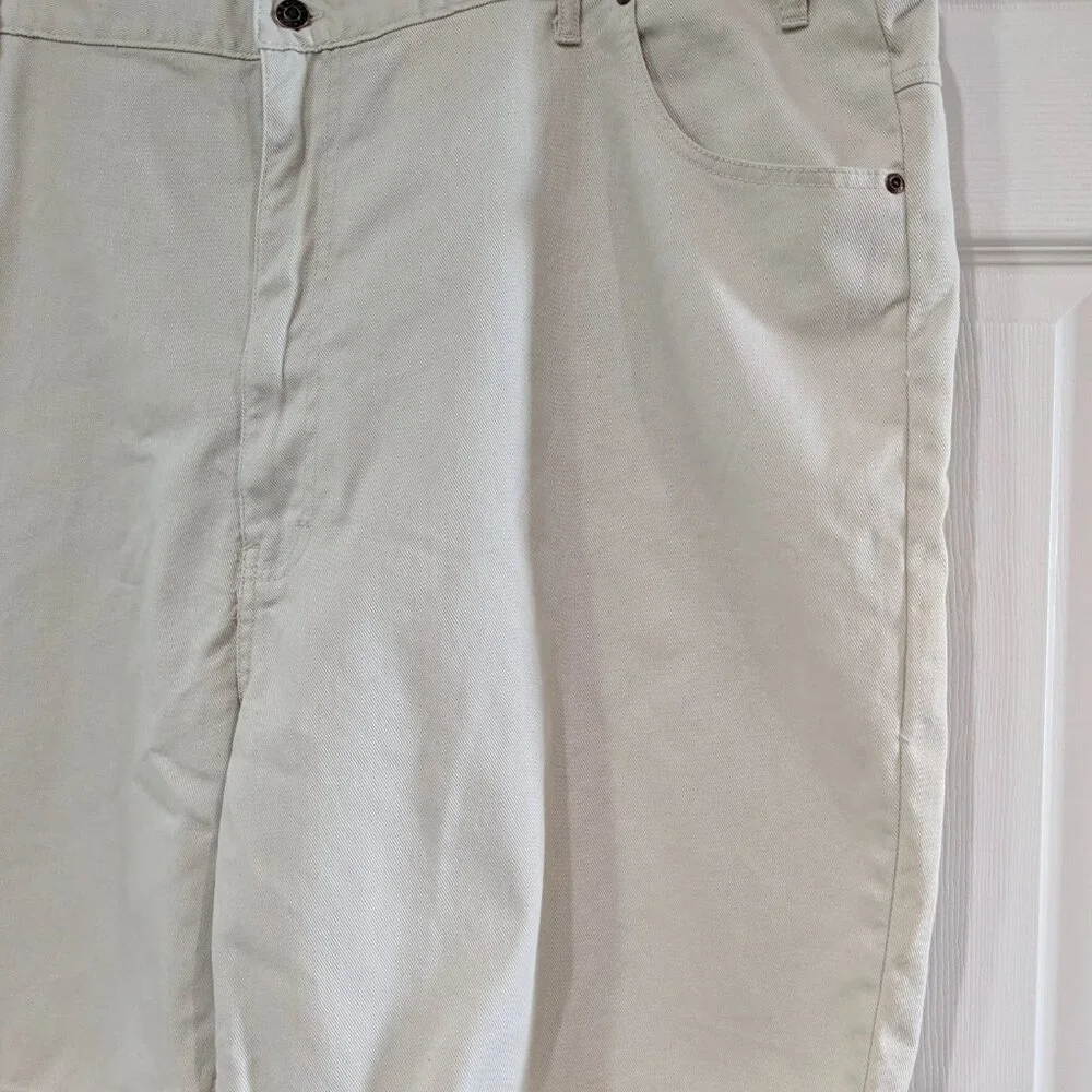 Duke Men's Relaxed Fit Jean Shorts Size 48 Light Beige NWT, 100% Cotton, Elastic